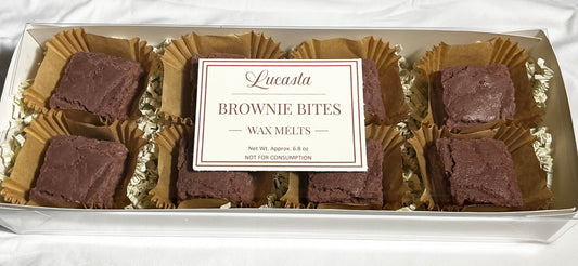 Lucasta Brownie Bites Wax Melts in a clear gift box with 8 brownie-shaped melts nestled in kraft liners and branded label, 6.8 oz